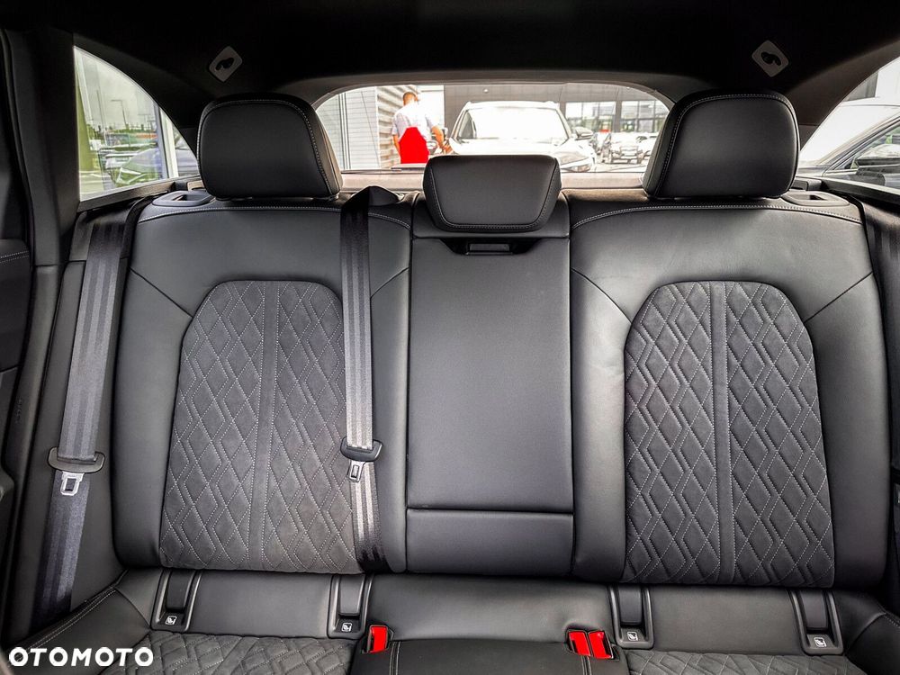 Audi A6 Avant - 41