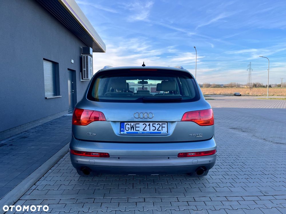 Audi Q7 3.0 TDI Quattro Tiptronic - 6