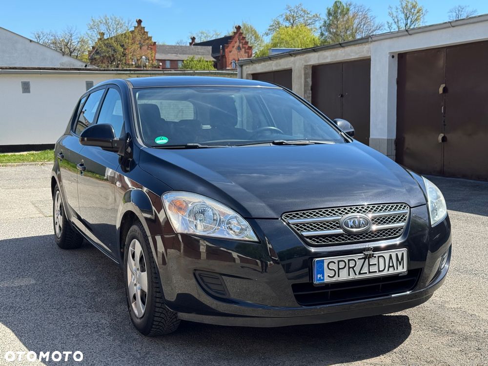 Kia Ceed 1.4 Comfort - 10