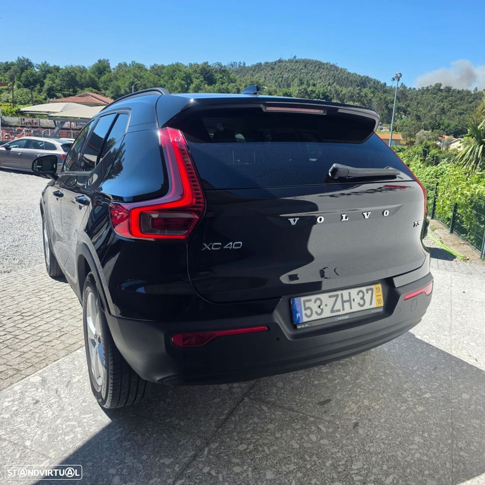 Volvo XC 40 1.5 T3 Momentum - 6