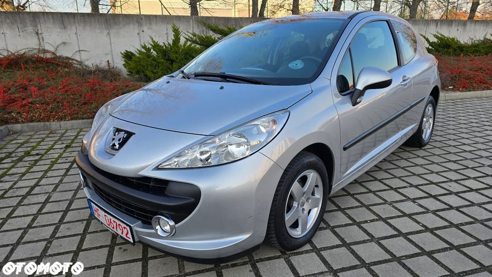 Peugeot 207 - 2
