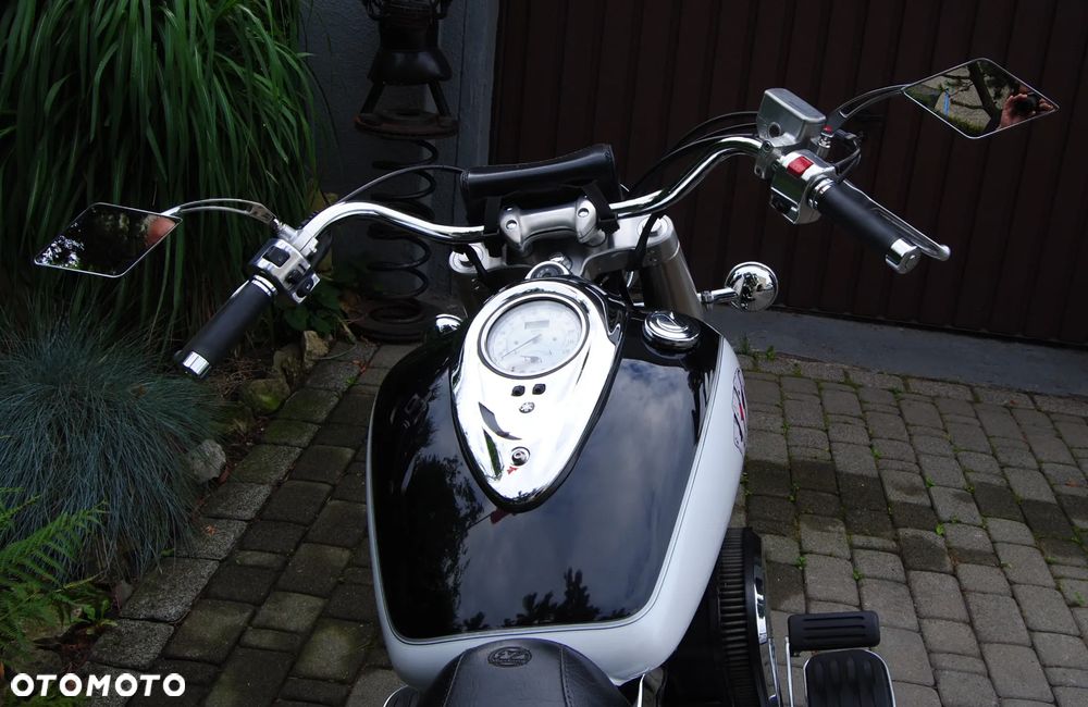 Yamaha Road Star - 24