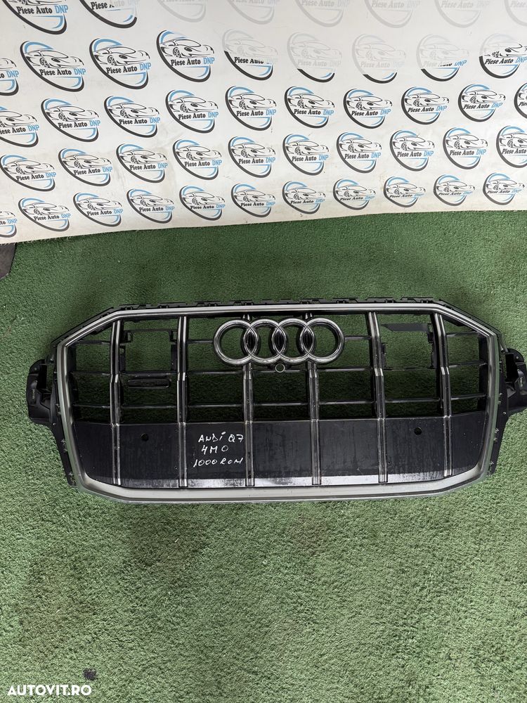 Grila originala Audi Q7 4M facelift - 1