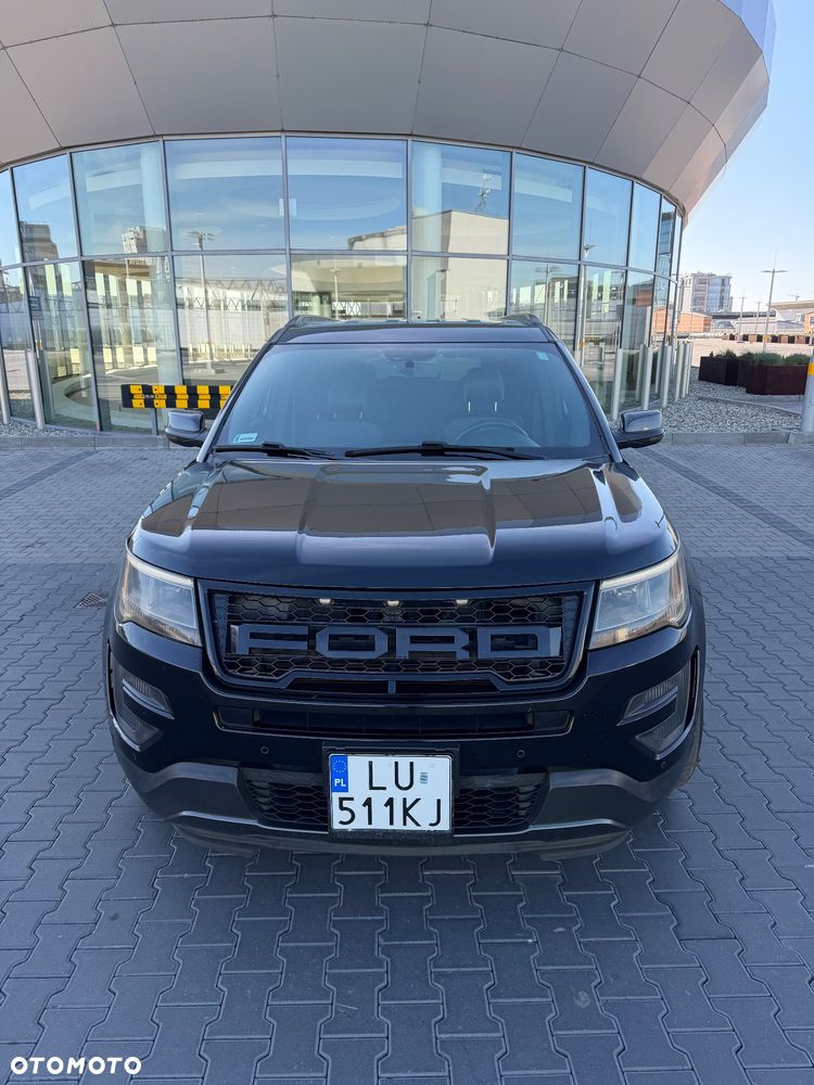 Ford Explorer - 1