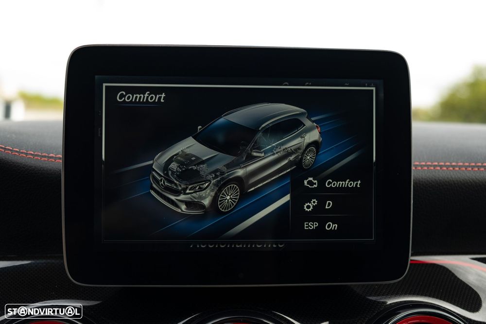 Mercedes-Benz GLA 45 AMG 4-Matic - 30