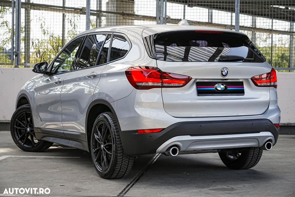 BMW X1 xDrive18d Aut. Sport Line - 3