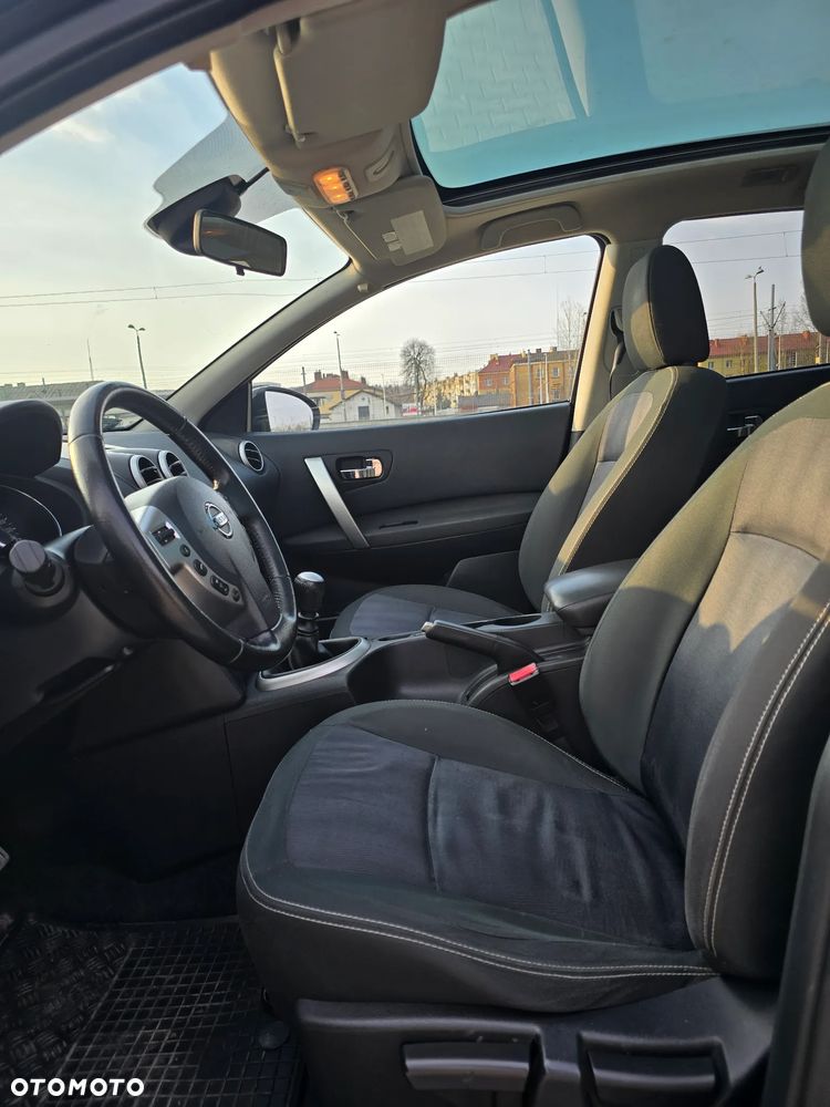 Nissan Qashqai+2 - 15