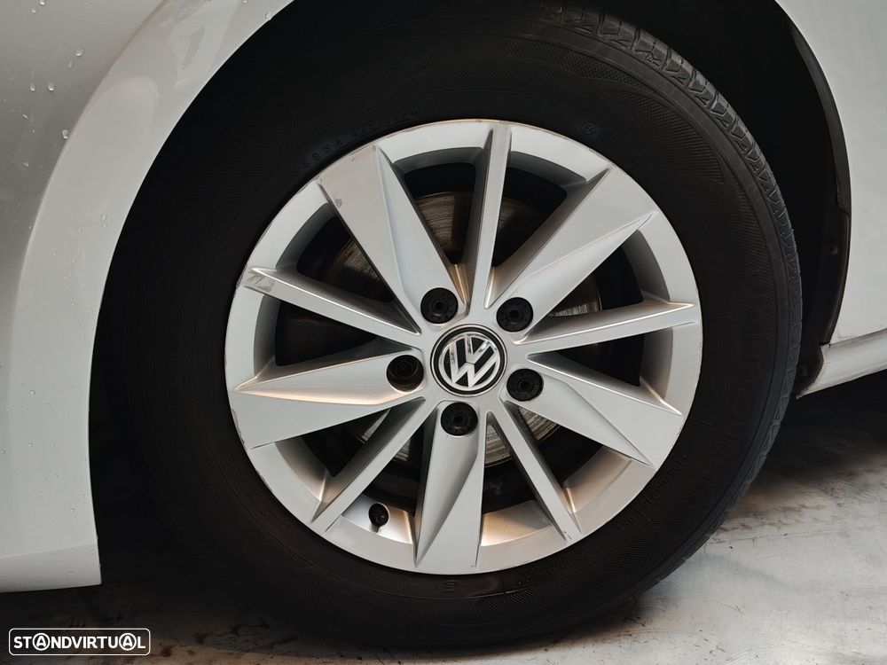 VW Golf 1.6 BlueTDI Comfortline - 23