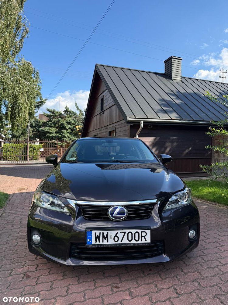 Lexus CT - 3
