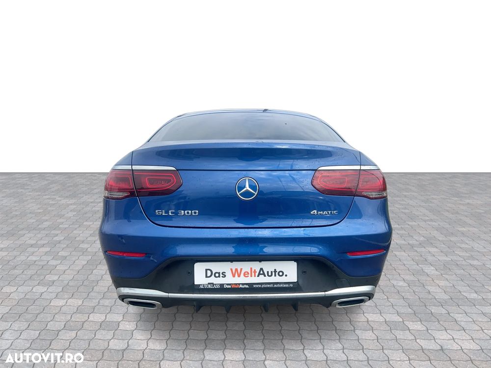 Mercedes-Benz GLC Coupe 300 4MATIC MHEV - 4