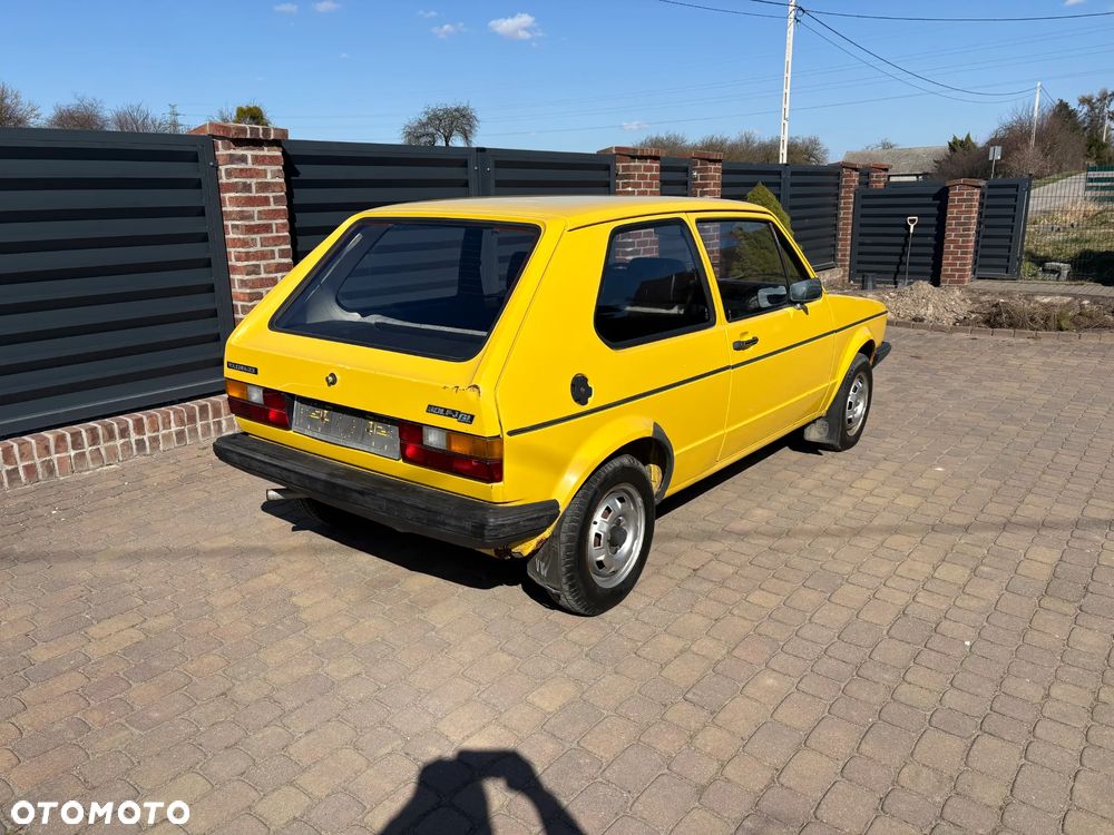 Volkswagen Golf 1.6 D - 11