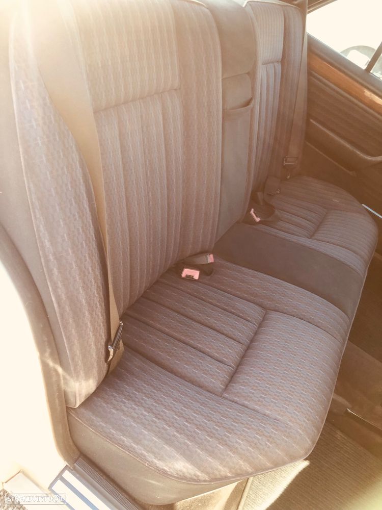 Mercedes-Benz E 250 - 13