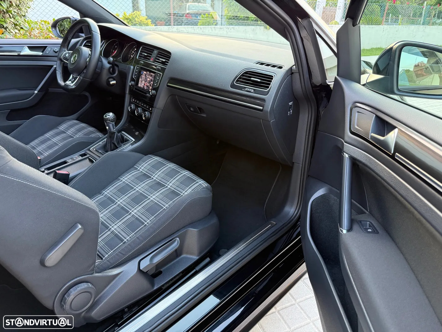 VW Golf 2.0 TDI GTD - 34
