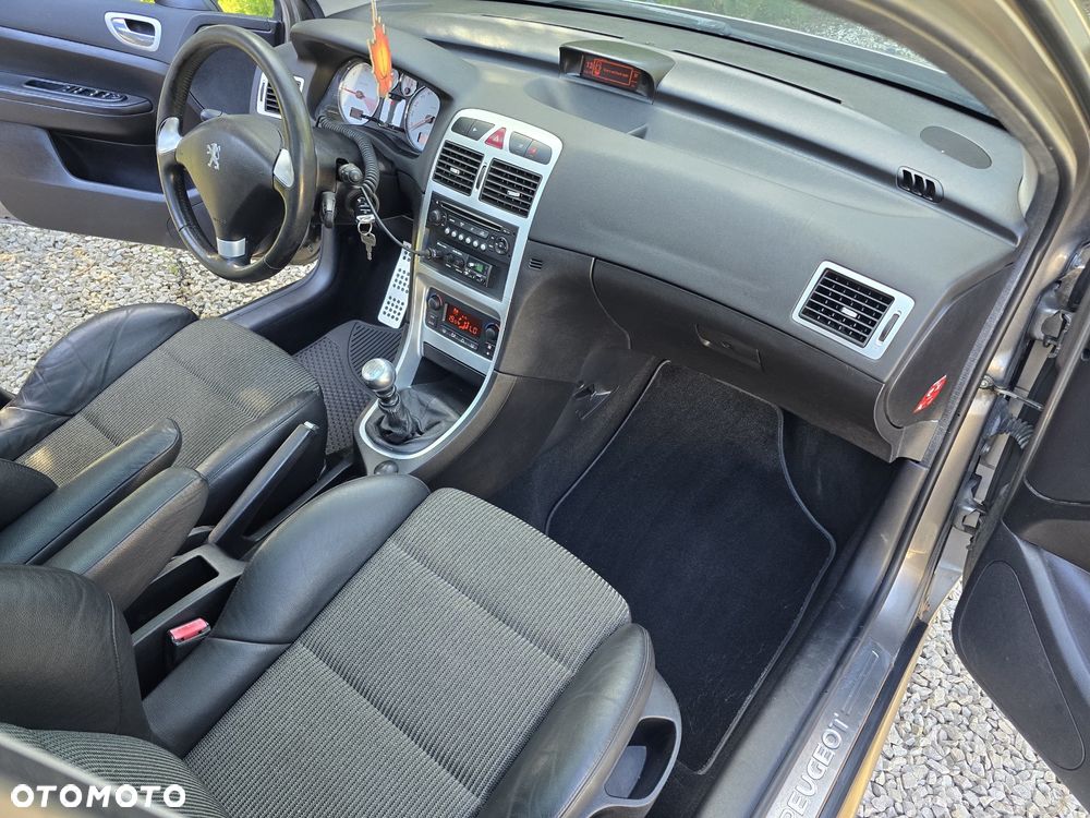 Peugeot 307 - 16