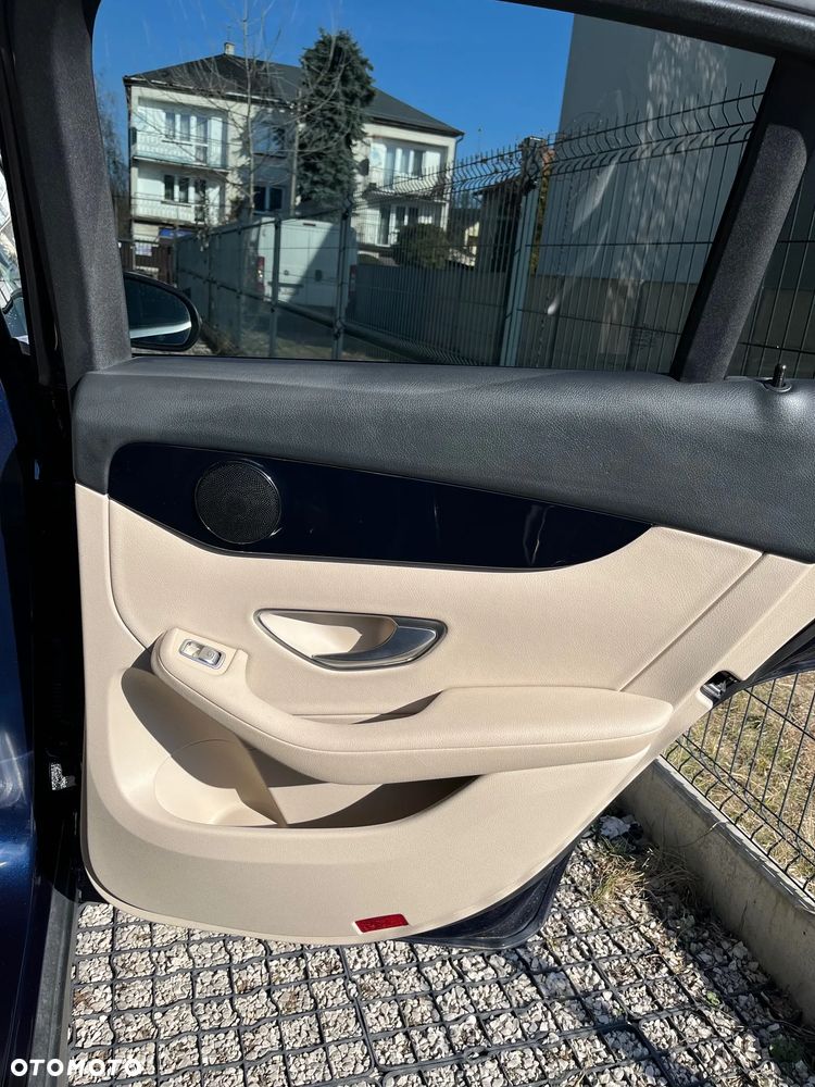 Mercedes-Benz GLC - 14