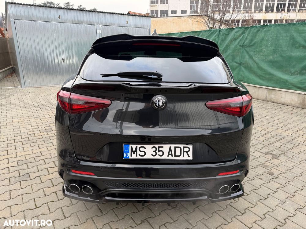 Alfa Romeo Stelvio 2.9 V6 Turbo AWD AT8 Quadrifoglio - 7