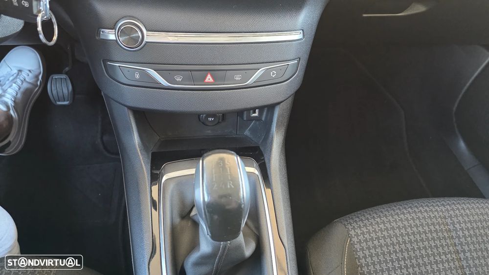 Peugeot 308 SW 1.6 BlueHDi Style - 30