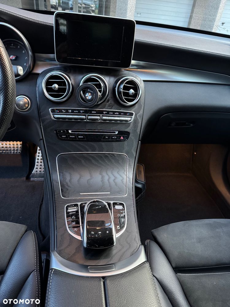 Mercedes-Benz GLC - 9