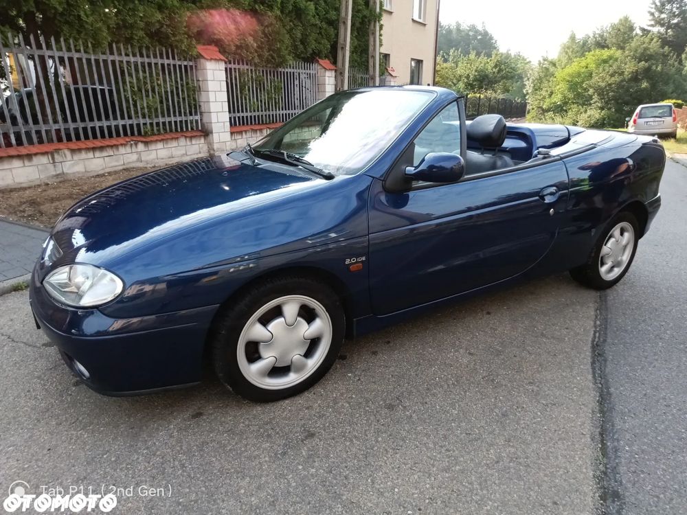Renault Megane 2.0i - 5