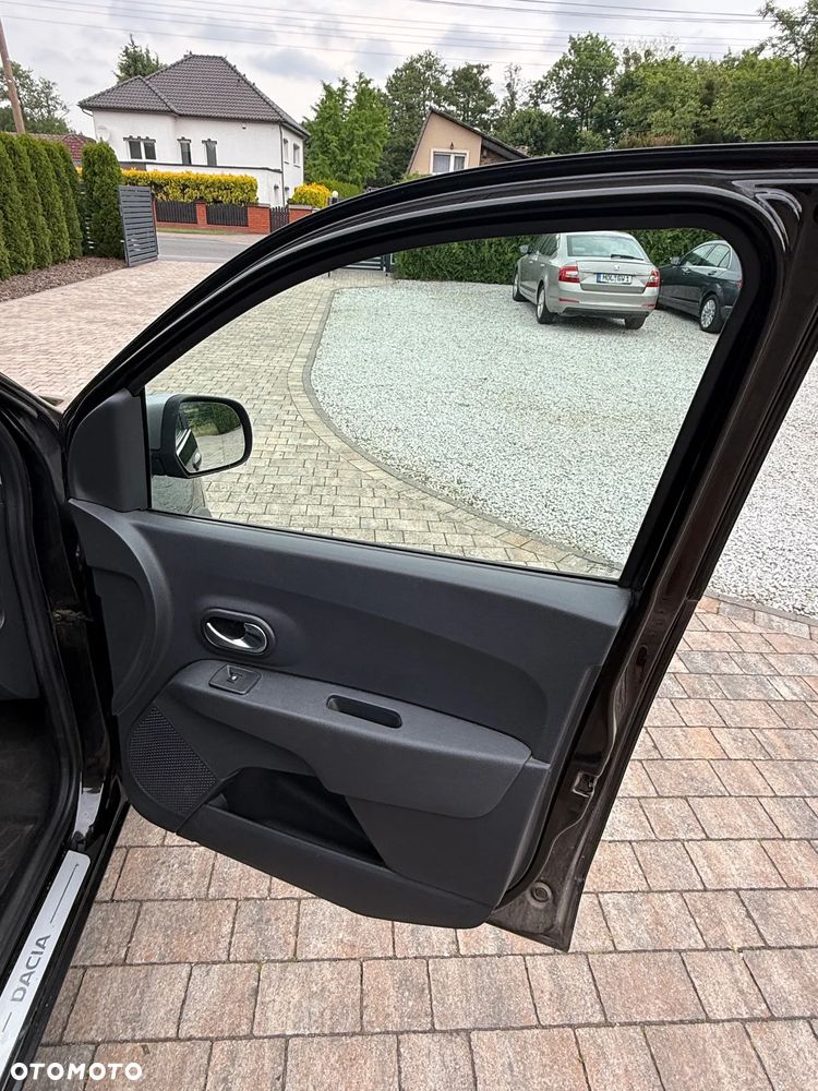 Dacia Lodgy 1.6 SCe Stepway S&S - 11