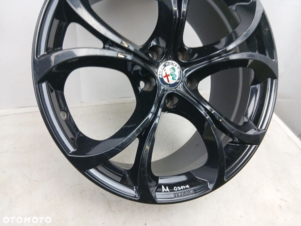 Felga Alfa Romeo Giulia KBA53037 8.5Jx19H2 ET30 - 4