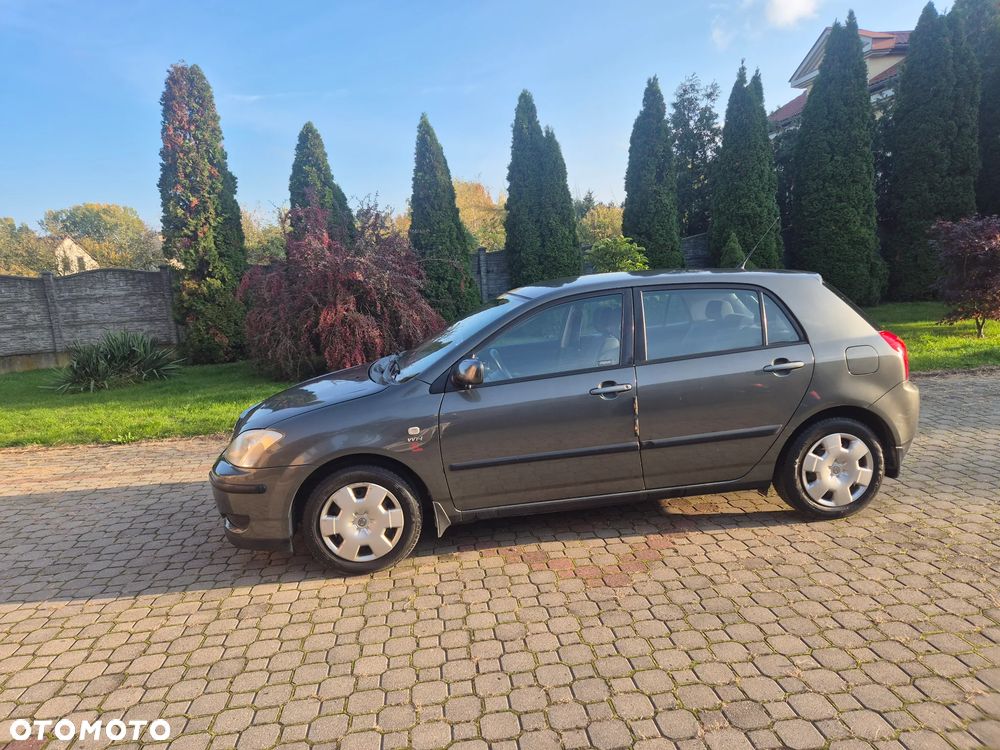 Toyota Corolla - 6