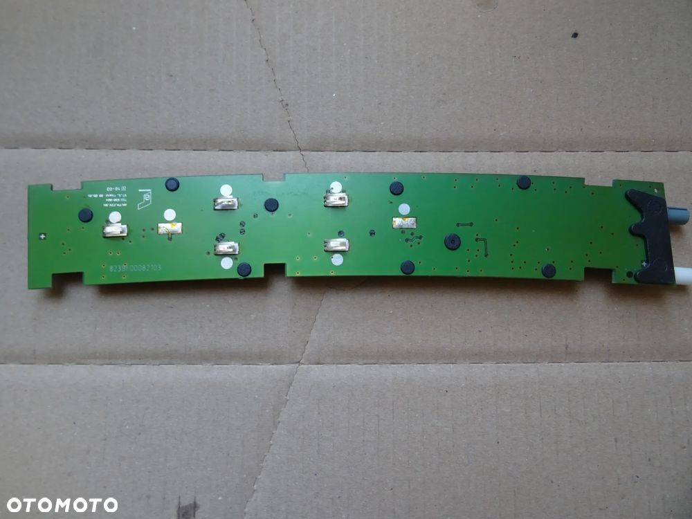 moduł wzmacniacz anteny Audi A4B6 8E035225A - 3