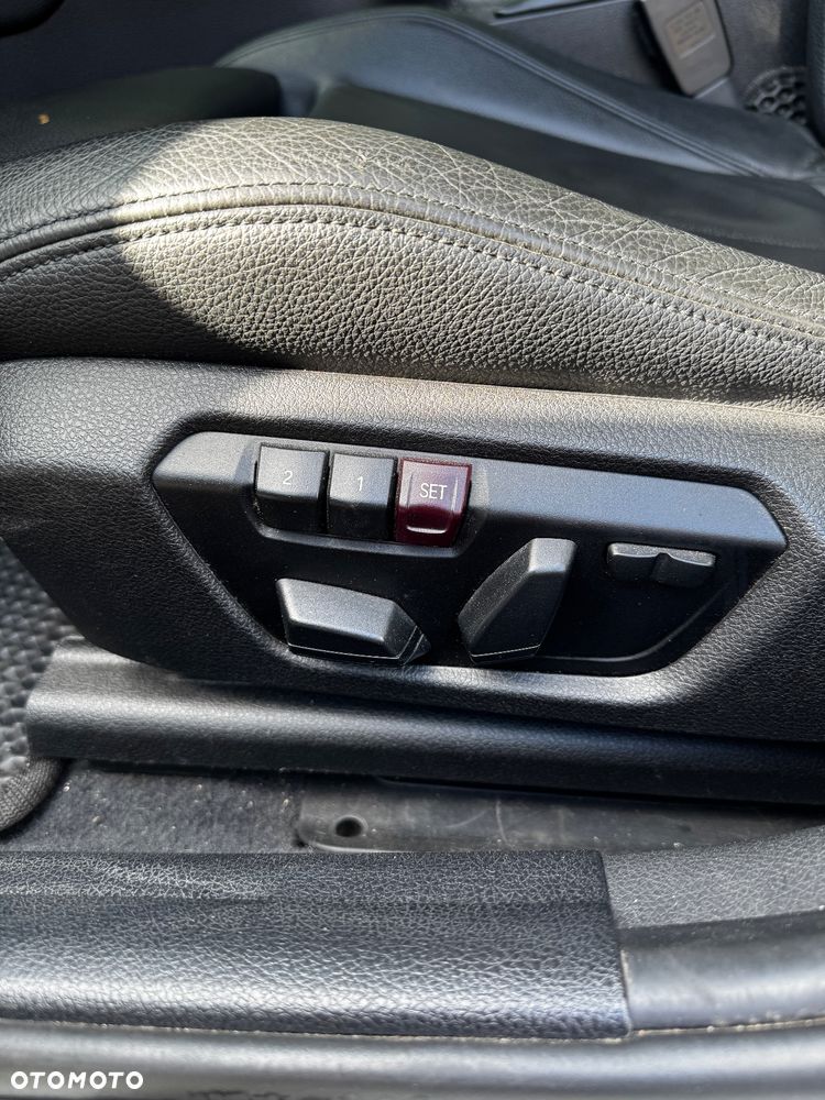 BMW Seria 1 120d Edition M Sport Shadow - 17