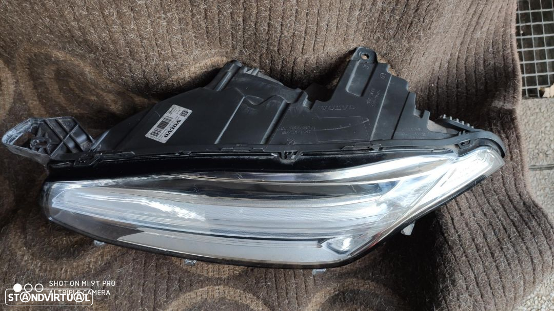 Faróis full led Volvo XC90 direcionais - 5