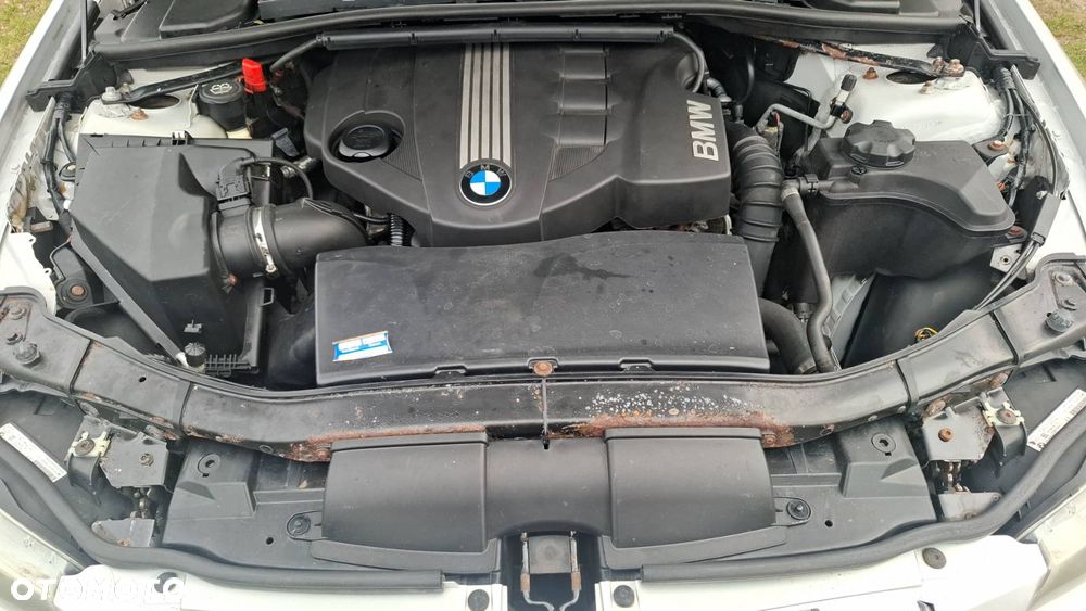 BMW Seria 3 318d DPF Edition Lifestyle - 8