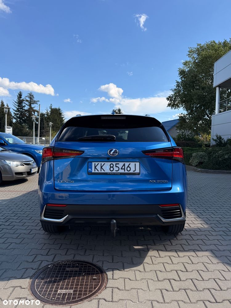 Lexus NX 300h E-FOUR Executive Line - 8