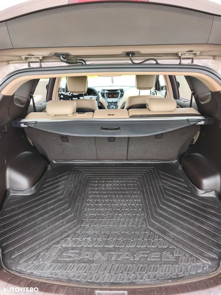 Hyundai Santa Fe 2.2 CRDi 4WD Automatik Premium - 9