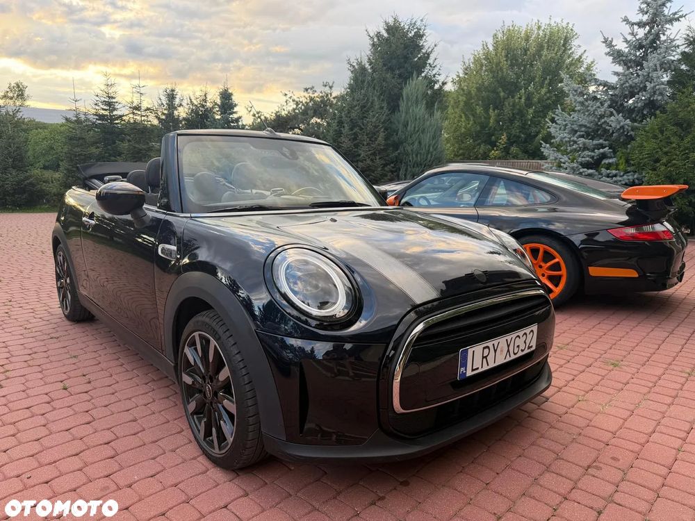 MINI Cooper Anniversary Edition - 1