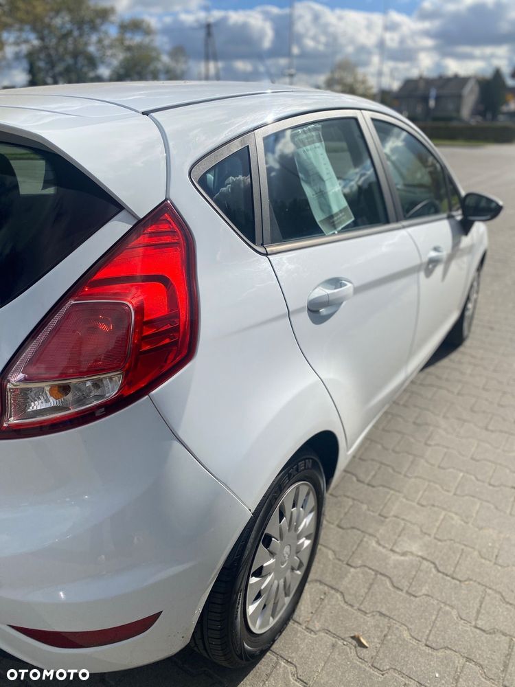 Ford Fiesta - 21