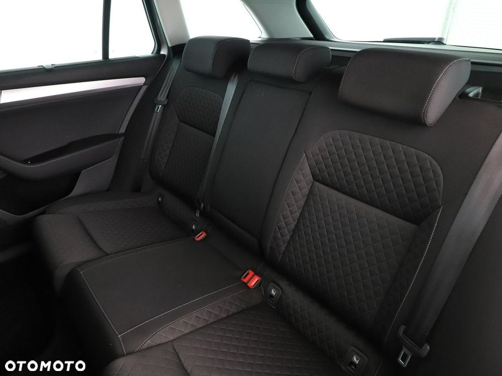 Skoda Superb 2.0 TDI DSG Ambition - 18