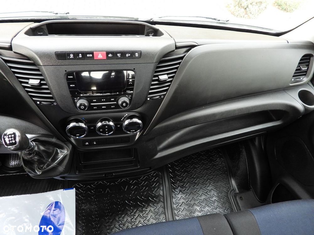 Iveco DAILY 35S14 SKRZYNIA 8 PALET TEMPOMAT KLIMATYZACJA  140KM - 27