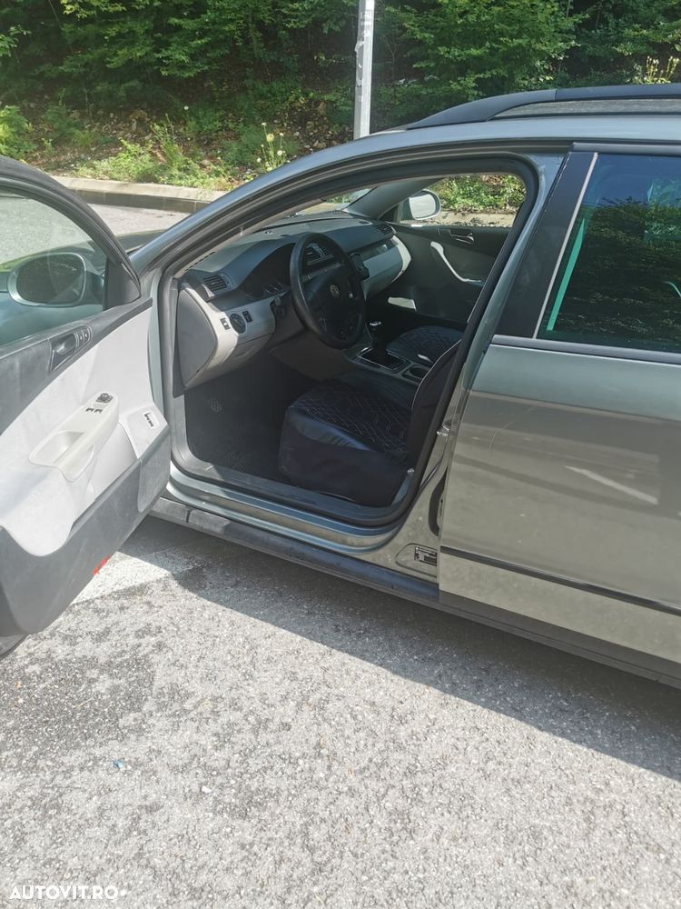 Volkswagen Passat 2.0 TDI Trendline DPF - 7