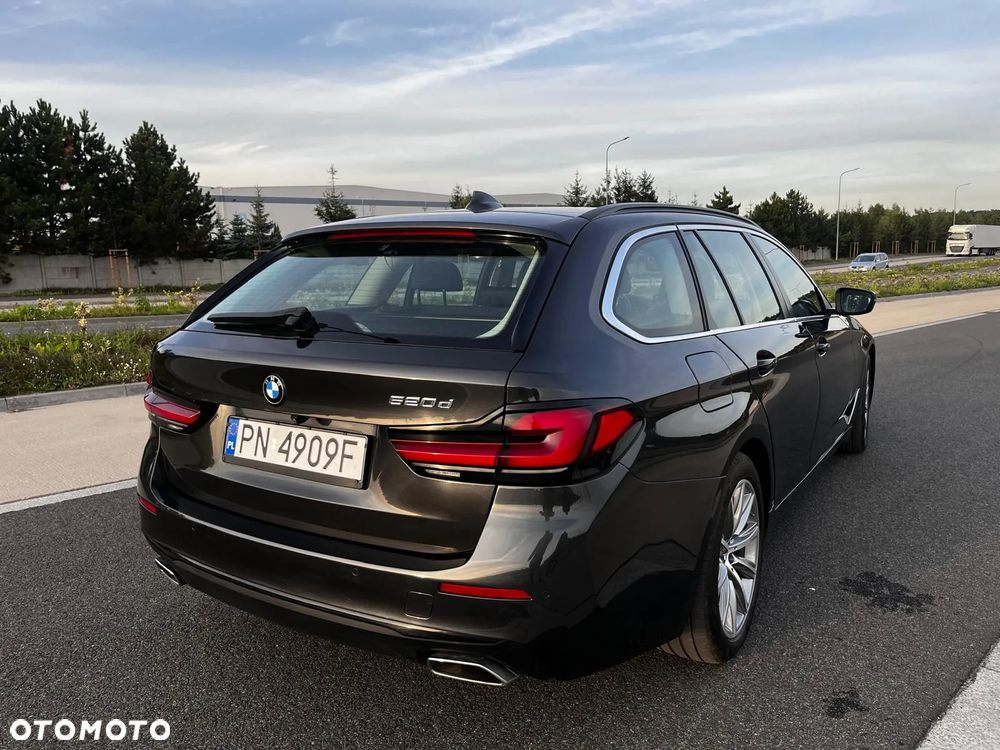 BMW Seria 5 520d - 6