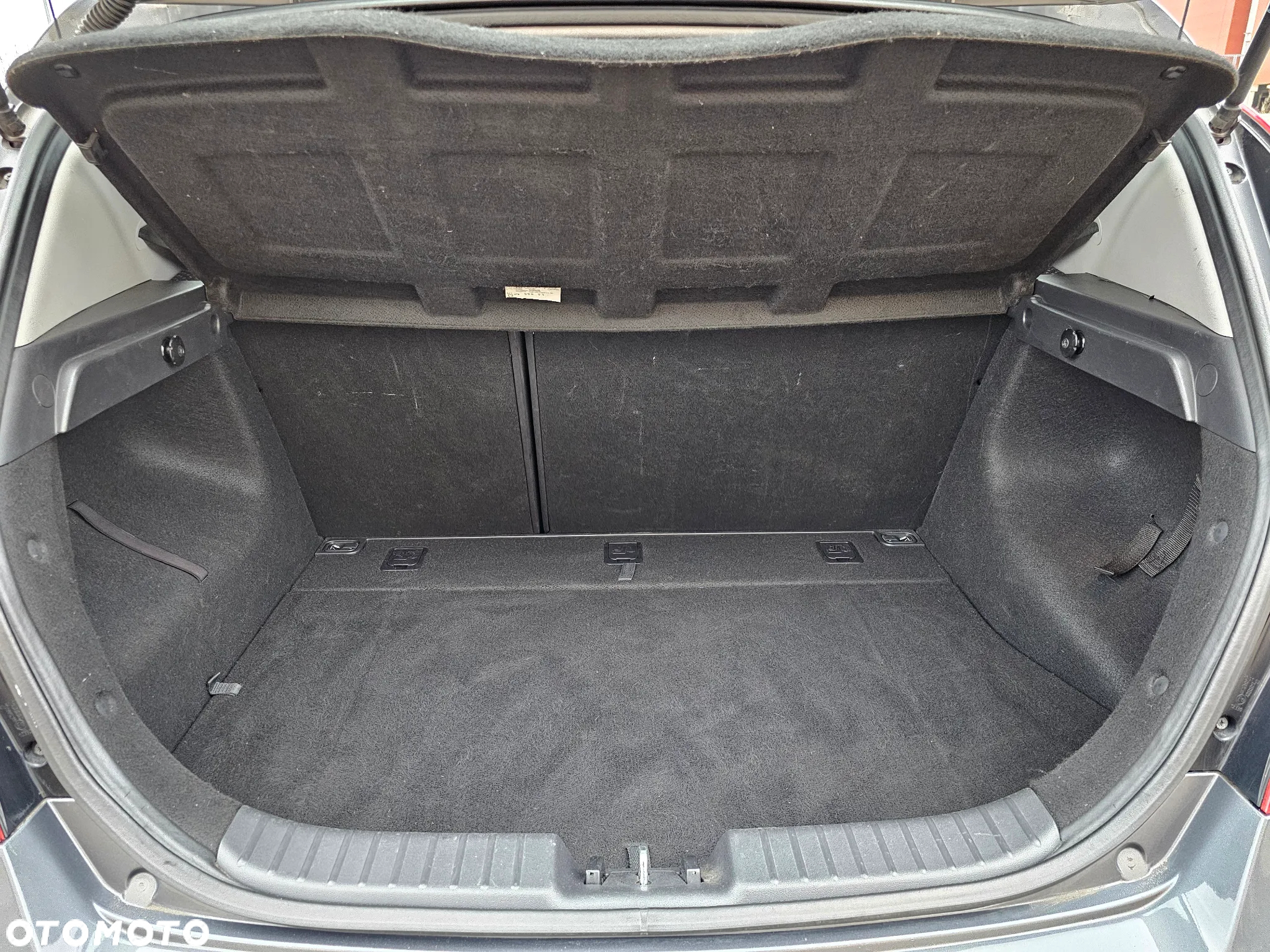 Hyundai i30 1.4 FIFA WM Edition - 7