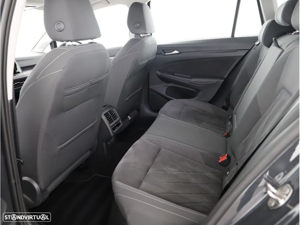 VW Golf Variant 1.5 eTSI Style DSG - 21