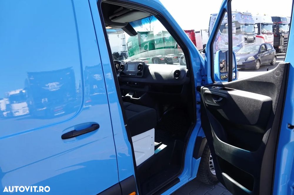 Mercedes-Benz SPRINTER 316 CDI / EXTRA LUNG / MAXI / TABLĂ / AUTOMATĂ / PANEL / IMPORTAT - 36