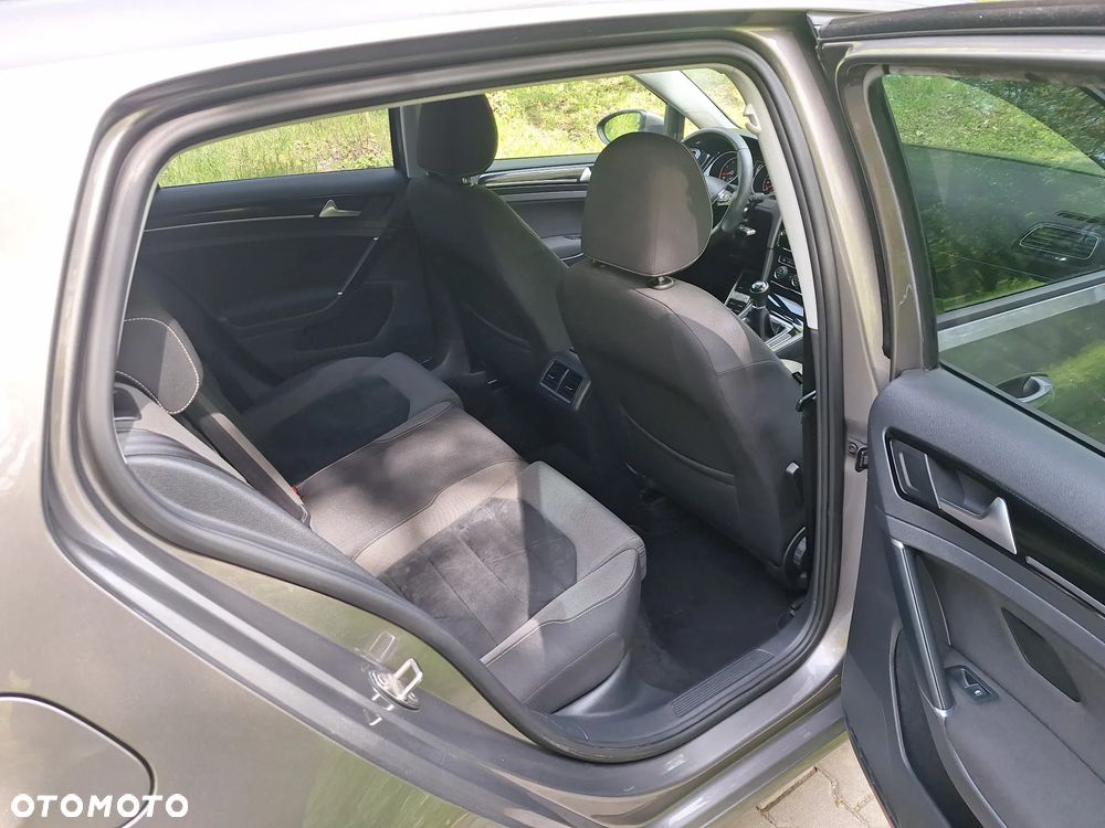 Volkswagen Golf 1.4 TSI BMT Highline - 16