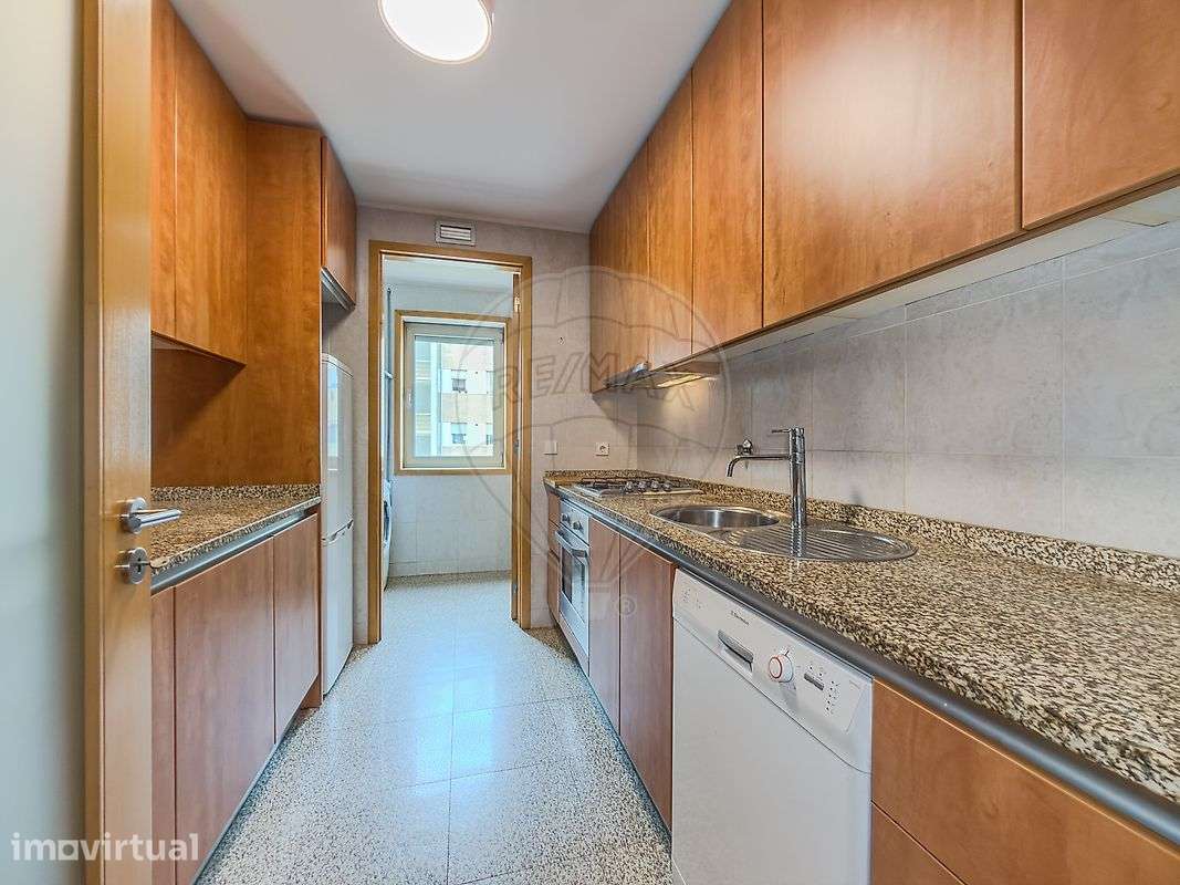 Apartamento T2 para arrendamento - Grande imagem: 3/21