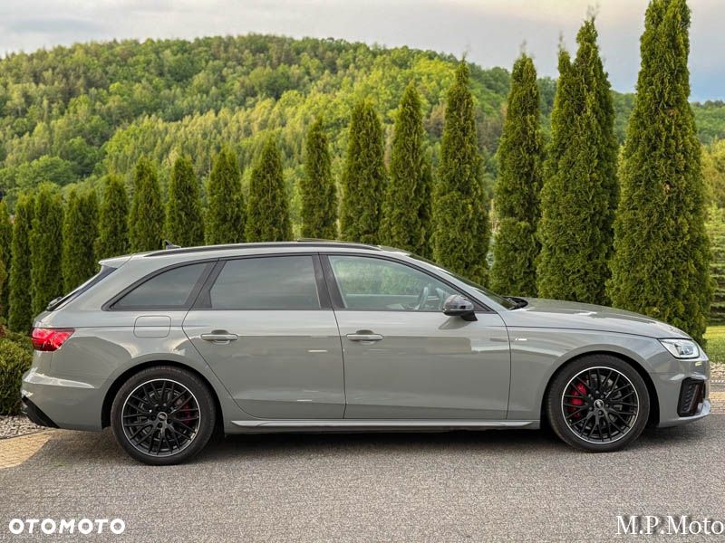 Audi A4 Avant 40 TDI quattro S tronic S line - 29