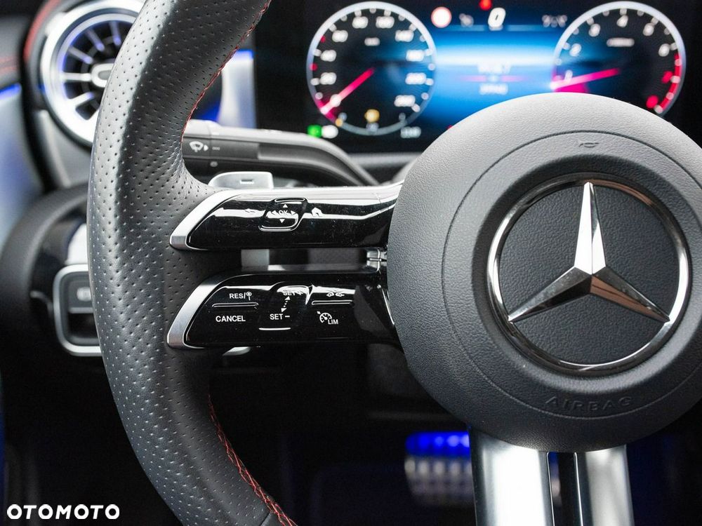 Mercedes-Benz CLA 200 mHEV AMG Line 7G-DCT - 14