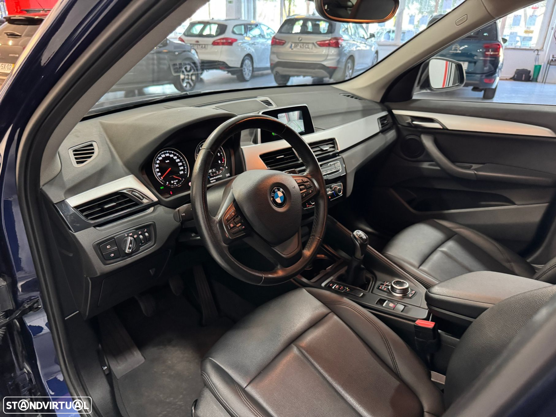 BMW X1 16 d sDrive Advantage - 24