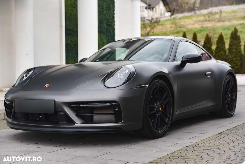 Porsche Carrera GT - 2