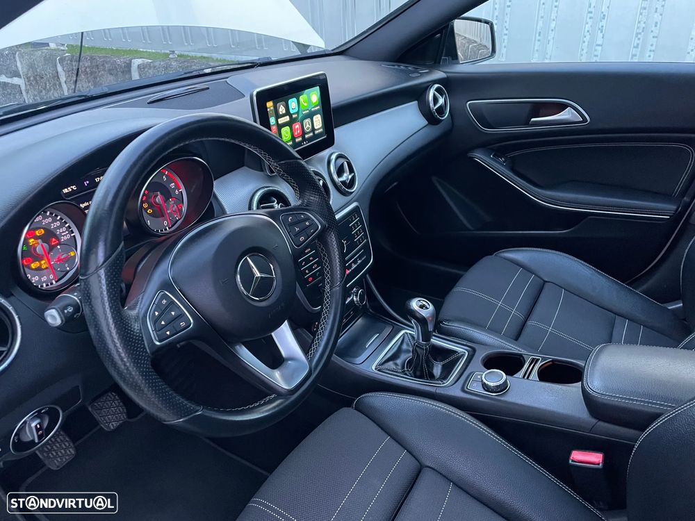 Mercedes-Benz CLA 180 d Urban - 5