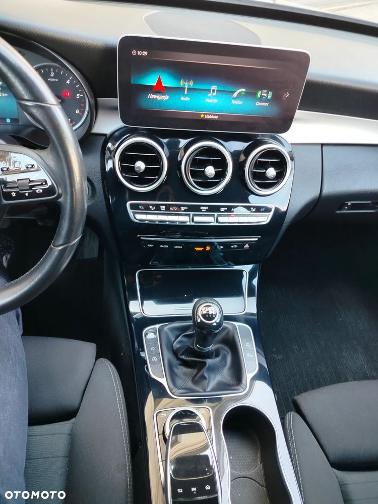Mercedes-Benz Klasa C 200 d Avantgarde - 11
