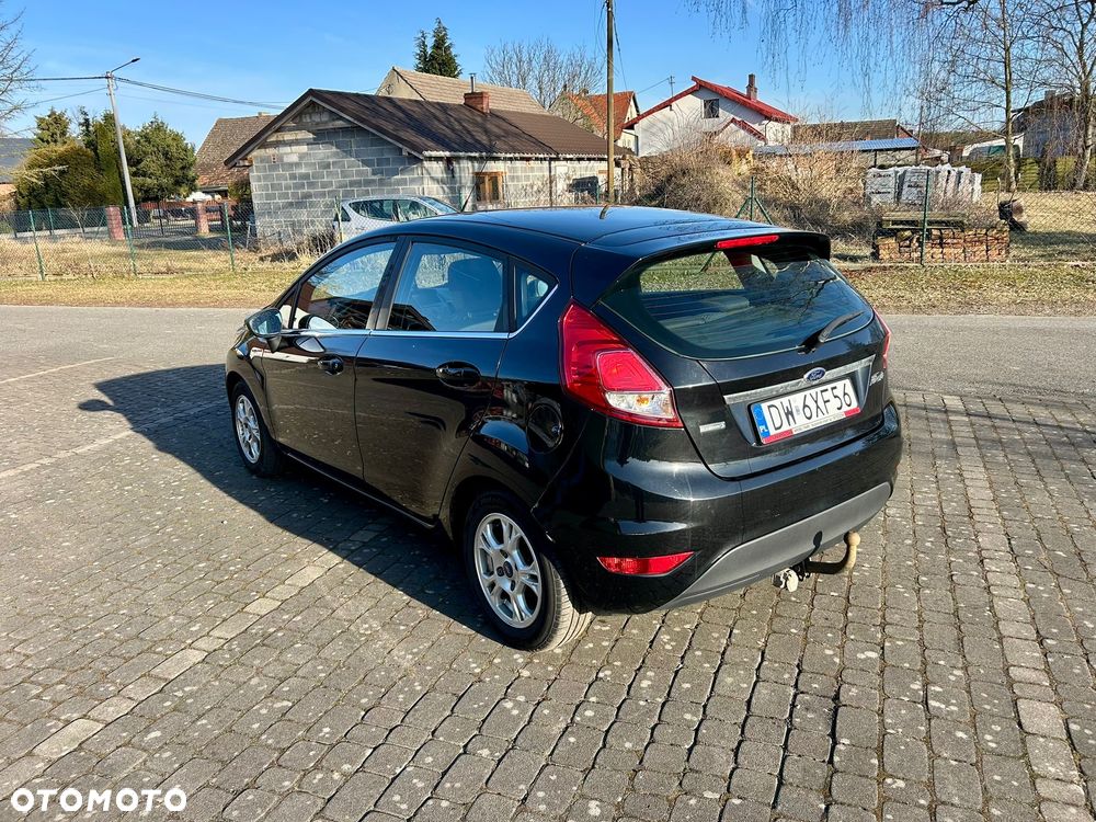 Ford Fiesta 1.6 TDCi SYNC Edition - 3